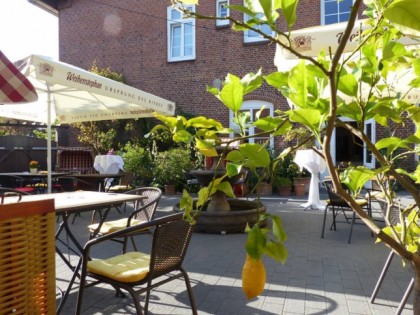 Foto: Am Rathaus